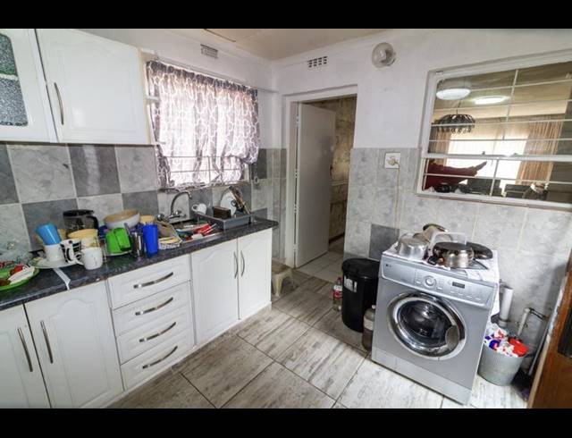 3 BEDROOM TOWNHOUSE FOR SALE IN BEDFORD GARDENS